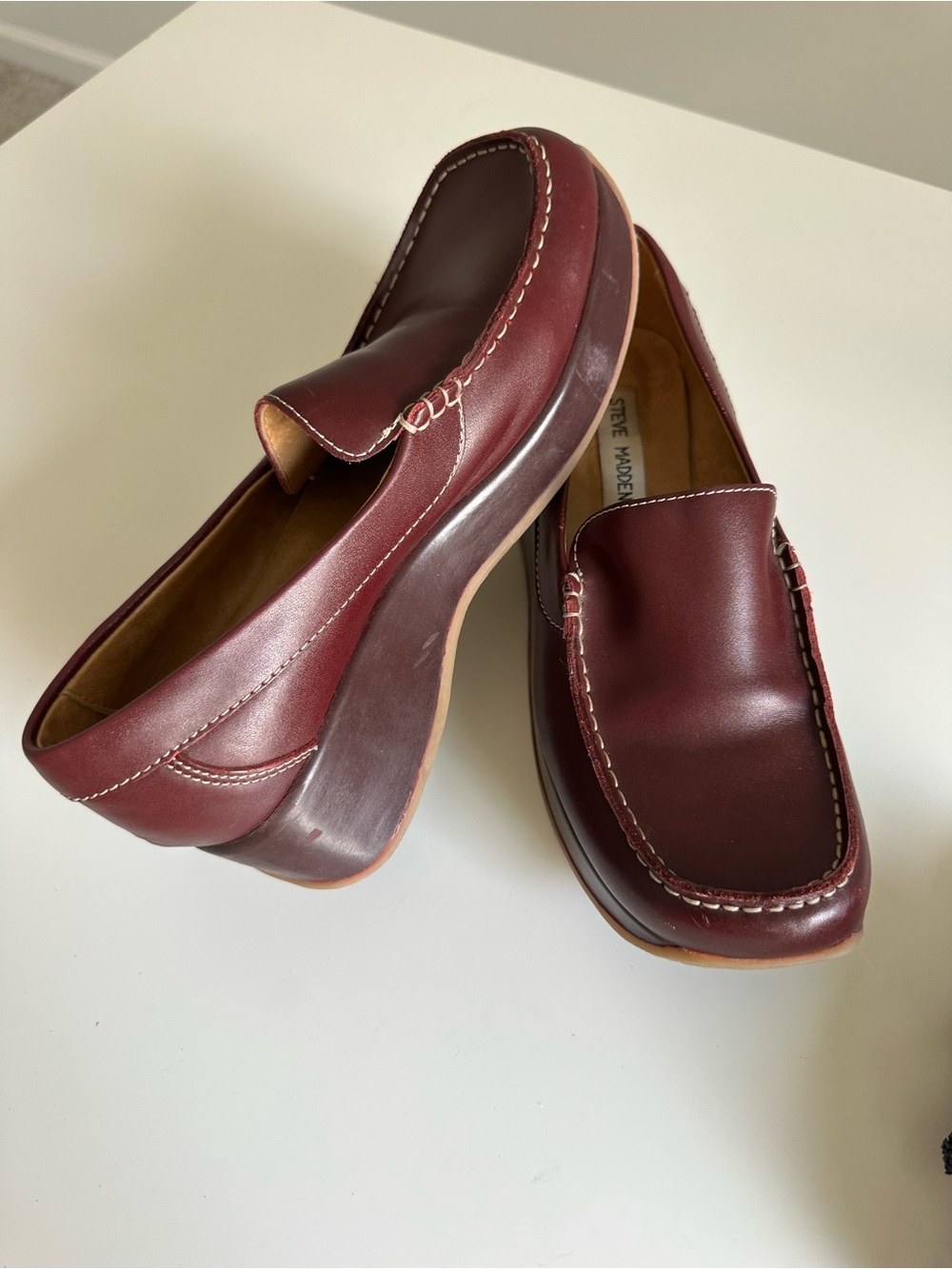 Vintage Y2K Steve Madden Burgundy Leather Loafers with Contrast Stitching 7.5 - Picture 9 of 16